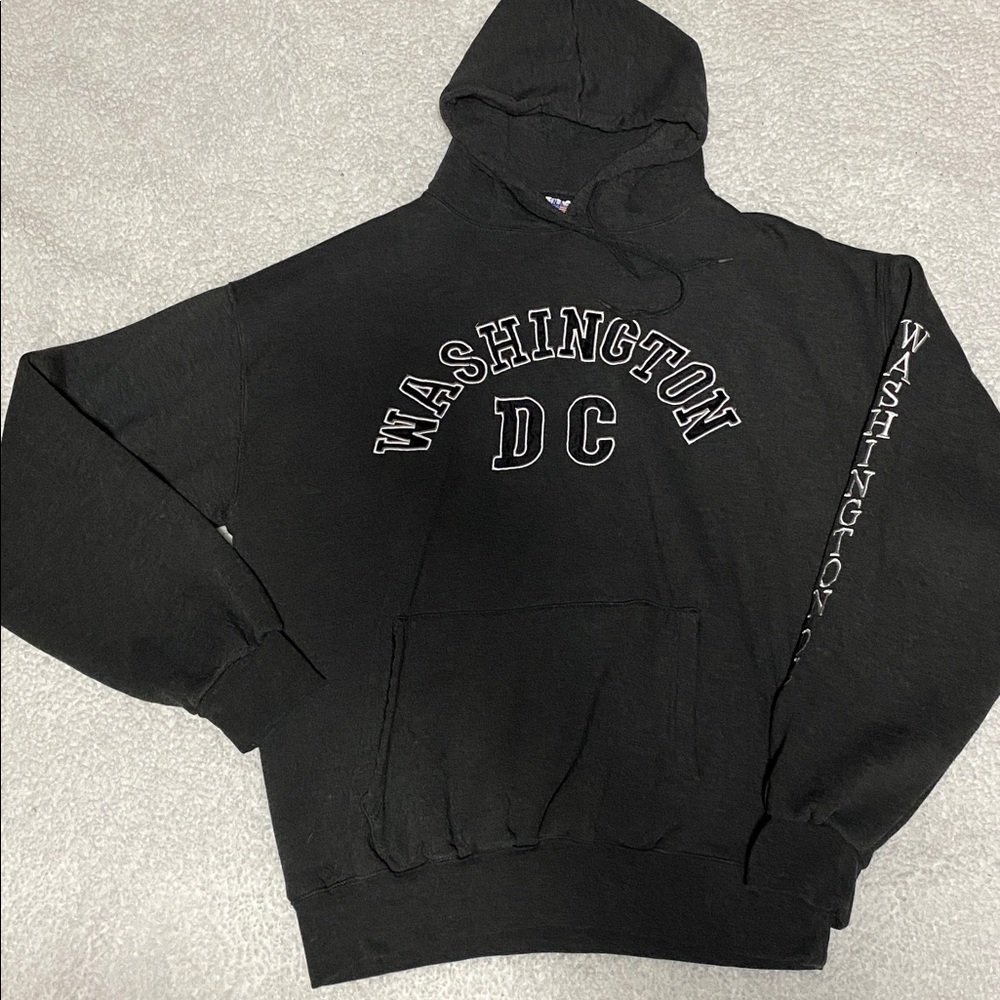 Mens or Women’s size  XL N&T Washington DC hoodie in dark grey color VGUC